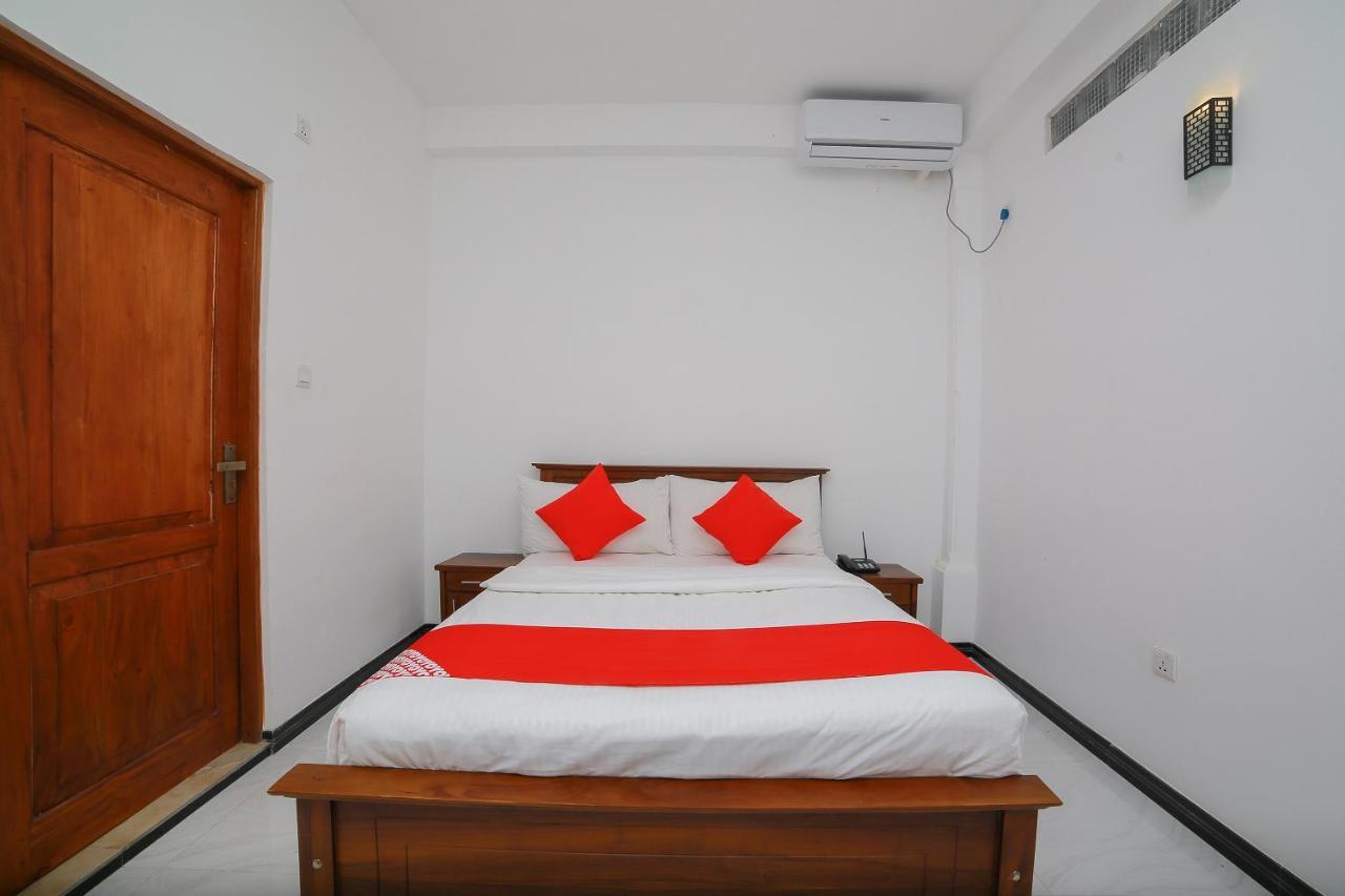 Oyo 278 Hotel Rivelka Kundasale Kültér fotó