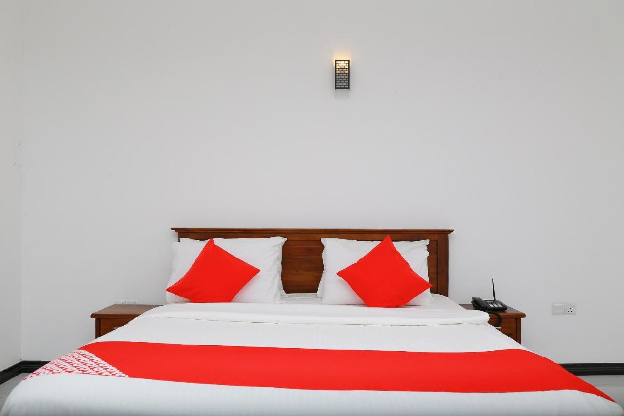 Oyo 278 Hotel Rivelka Kundasale Kültér fotó