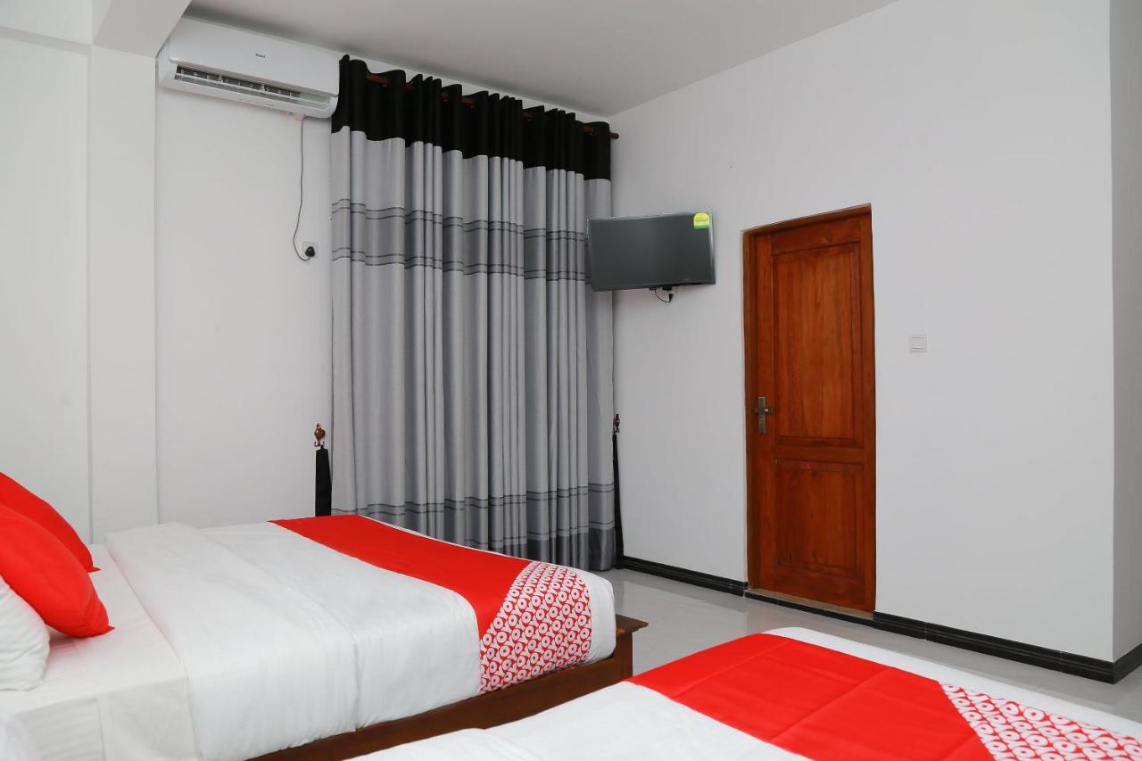 Oyo 278 Hotel Rivelka Kundasale Kültér fotó